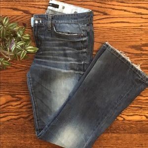 Closet CLEAROUT!! Joe’s Jeans Courtney Wash
